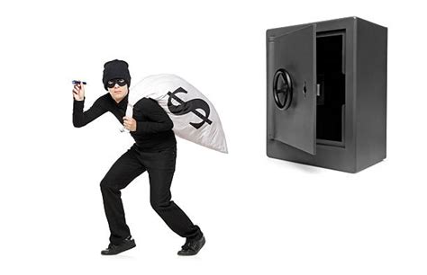 1,500+ Bank Vault Robbery Stock Photos, Pictures & Royalty-Free Images ...