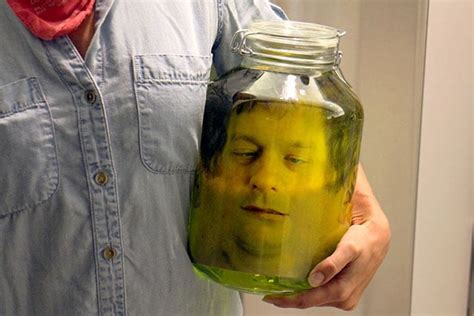 A Photograph of Your Face in a Jar Makes for a Creepy Halloween Prank