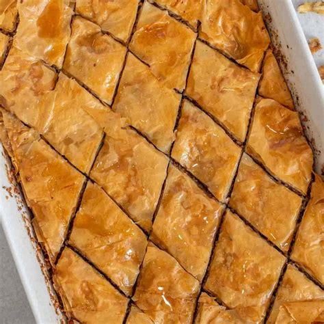 Greek Baklava Recipe - Valentina's Corner