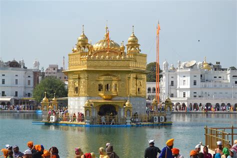 Gold Rate In Punjab India - Golden Temple Amritsar Punjab India Stock ...