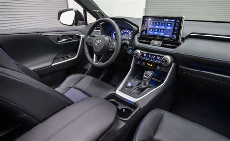 2019 Toyota RAV4 Interior, Colors, MPG | Toyota Engine News