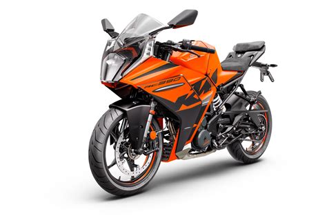 2022 KTM RC390 Guide • Total Motorcycle