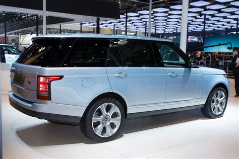 Range Rover Hybrid Long Wheelbase Revealed in China - autoevolution