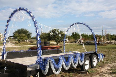 12 Floats ideas | christmas parade floats, christmas float ideas ...