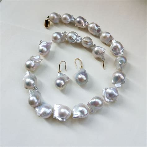 Baroque Freshwater Pearl Jewelry irregular pearl necklace and earring ...