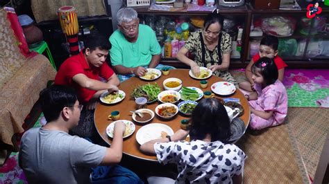 Myanmar Traditional Thadingyut - 🇲🇲 Local Cuisine - YouTube