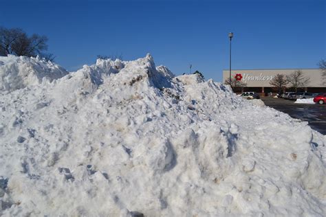 Large Snow Pile - Green Thumb Advice