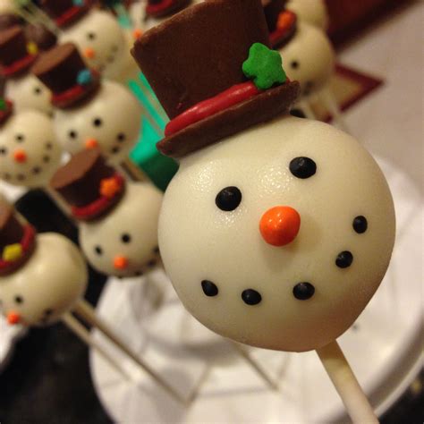 Snowman cake pops | Snowman cake pops, Snowman cake, Cake pops