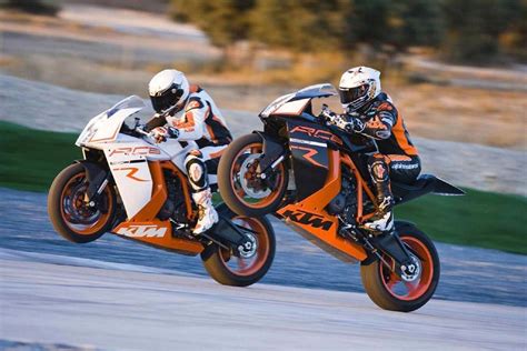 2012 KTM 1190 RC8 R | Top Speed