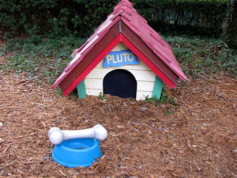 Pluto's Dog House | disneylori | Flickr