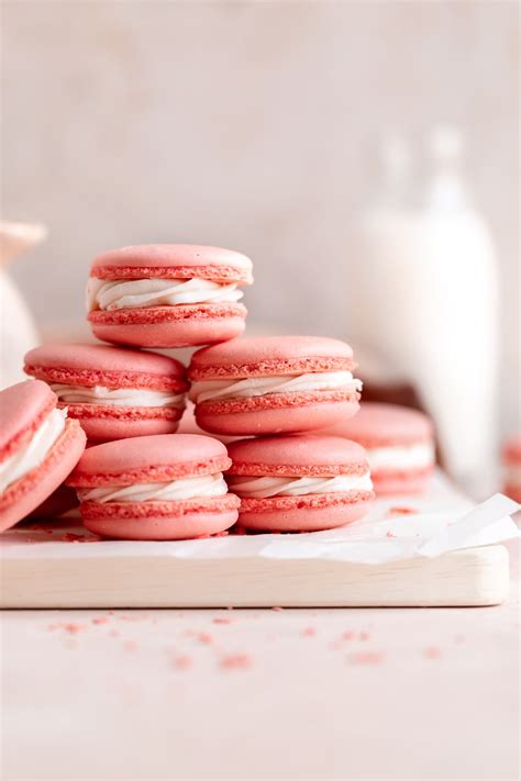 Foolproof Macaron Recipe (Step by Step!) - how to make french macarons ...