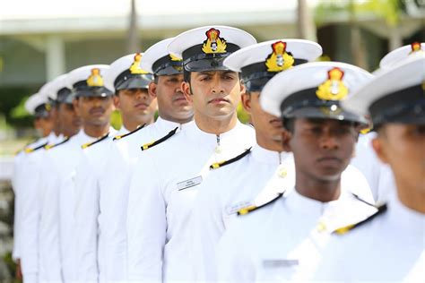 15 Pictures of Indian Navy Officers Will Motivate You To Join Them