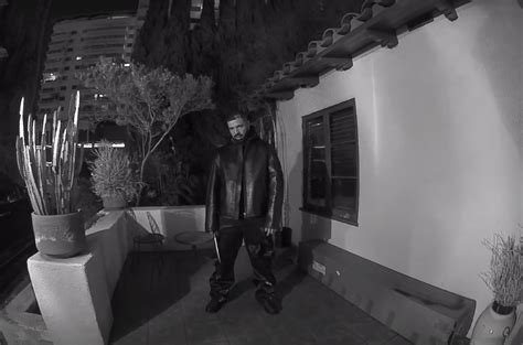 Drake Drops Black & White Video For 'Knife Talk' – Billboard