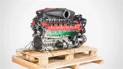 √Brand-new Ferrari FXX V12 engine is heading to auction - Drive 52