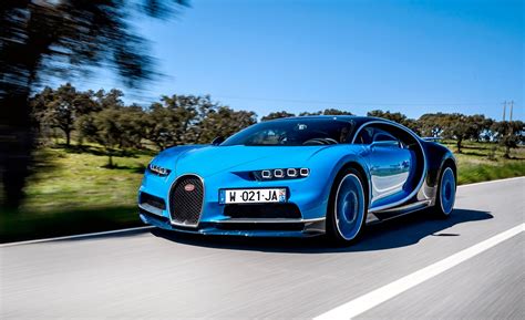 2018 Bugatti Chiron Pictures | Photo Gallery | Car and Driver