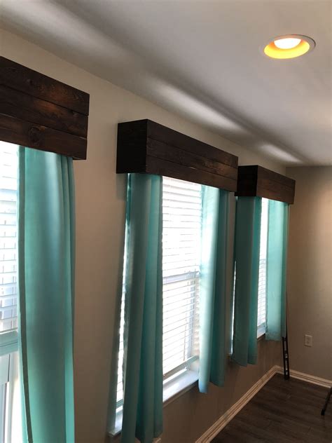 10+ Wood Window Valance Ideas – HOMYRACKS