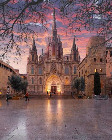 Catedral de Barcelona - Barcelona Cathedral in Barcelona - Cost, When ...