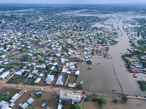 Devastating Floods Displace Thousands in Somalia, after Prolonged ...