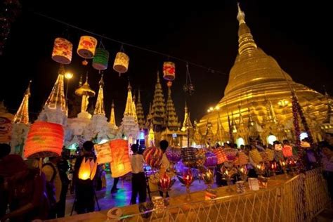 Thadingyut Festival or Festival of Light - Asian Tour Myanmar