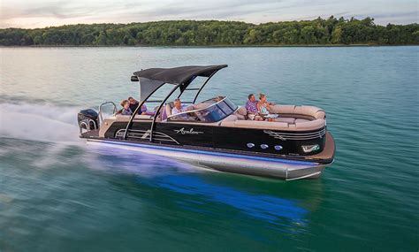 The Top 10 Best Pontoon Boats to Buy in 2020 | Best pontoon boats ...