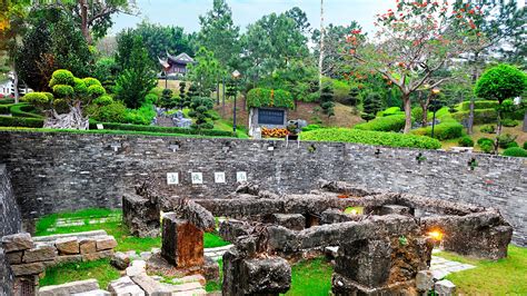 Kowloon Walled City Park Hong Kong - Park Review | Condé Nast Traveler