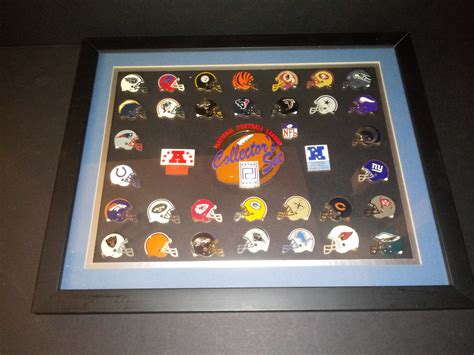 Vintage pins/ sports pins — Collectors Universe