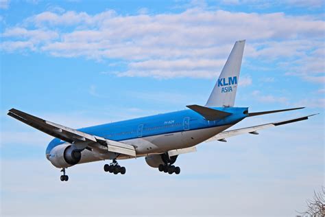 PH-BQM: KLM Asia Boeing 777-200ER (At Toronto Pearson Airport)