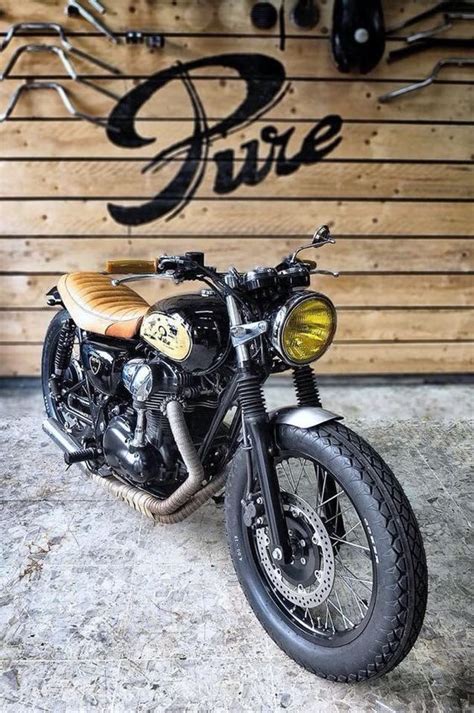 KAWASAKI W800 Custom | Custom cafe racer, Motorcycle, Cafe racer