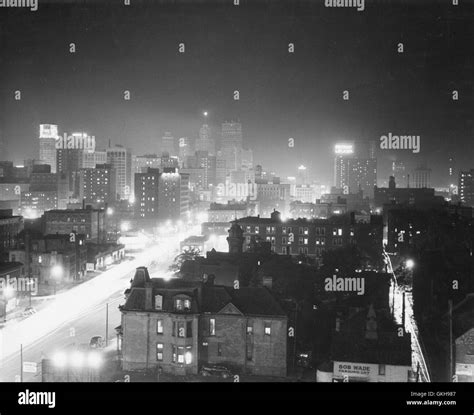 Night View of Detroit, MI Stock Photo - Alamy