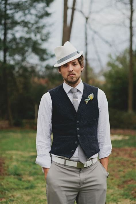 Fedora Hat - 20 Stylish Grooms & Groomsmen Looks for a 1950s Wedding ...