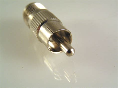 TNC Socket Female to RCA / Phono Plug Male Coaxial Adapter OM0693A ...