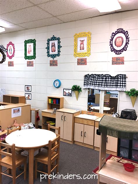 Classroom Decorating Themes For Preschool | Shelly Lighting