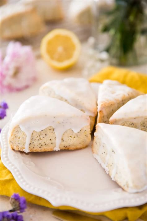 Lemon Poppy Seed Scones - Sugar Spun Run