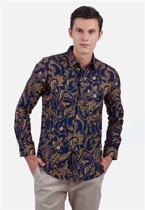 30+ Gambar Model Baju Batik Cowok Modern - Fashion Modern dan Terbaru ...