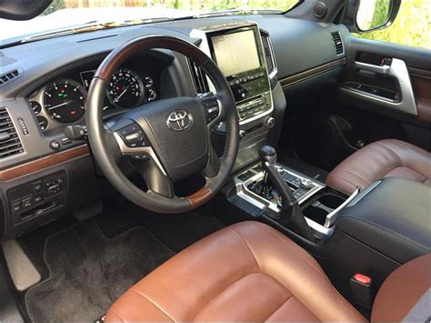 2020 Toyota Land Cruiser: 201 Interior Photos | U.S. News