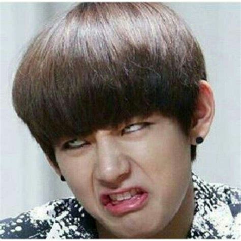 #Taehyung #V meme #BTSMeme | Caras de memes, Bts suga, Paginas de ...