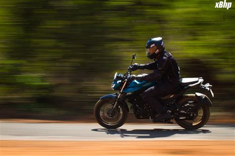 Yamaha FZ 25 Review: The Gentleman's Game! - xBhp Machines