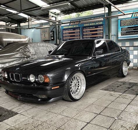 BMW E34 M5 | Bmw, Bmw e34, Bmw cars