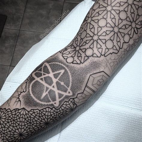 dotwork tattoo sleeve - Google Search | Tattoos, Geometric sleeve ...