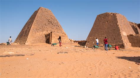 The Nubian pyramids of Sudan - Intro Africa - travel