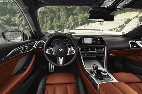 BMW 8 Series can over-the-air update from your smartphone