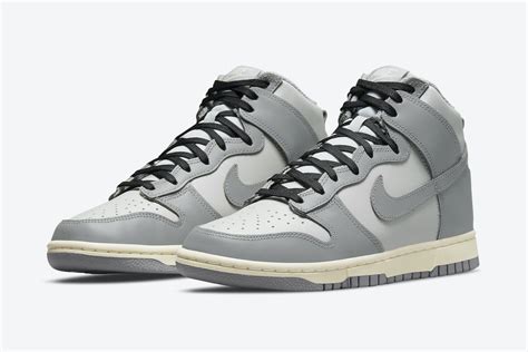 Nike Dunk High Grey White WMNS DD1869-001 Release Date - SBD