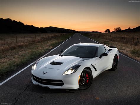 Chevrolet Corvette C7 Stingray (2014) picture #02, 1600x1200