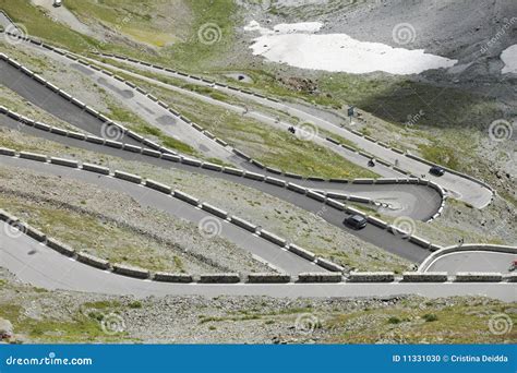 Stelvio Pass stock photo. Image of summer, road, cyclists - 11331030