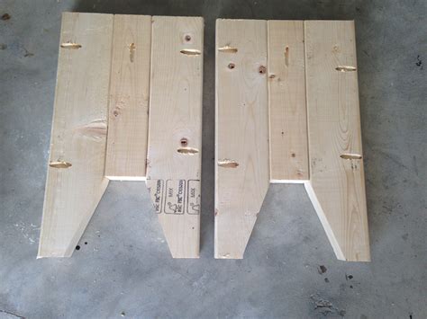 DIY Farmhouse Bench | Free Plans | Rogue Engineer