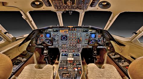 1993 DASSAULT FALCON 900B - Axiom Aviation