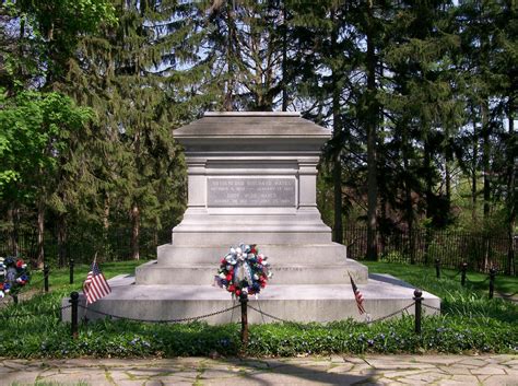 Graveyard Rabbit of Sandusky Bay: Tombstone of President Rutherford B ...