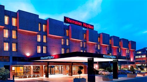 Hotel near London Heathrow Airport | Sheraton Skyline Hotel London Heathrow