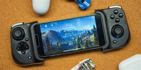 10 of the Best Gamepads for Android and iOS - Make Tech Easier