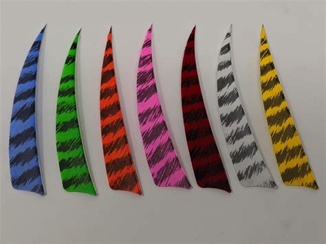 Archery Past 4" Barred Feathers, Shield or Parabolic